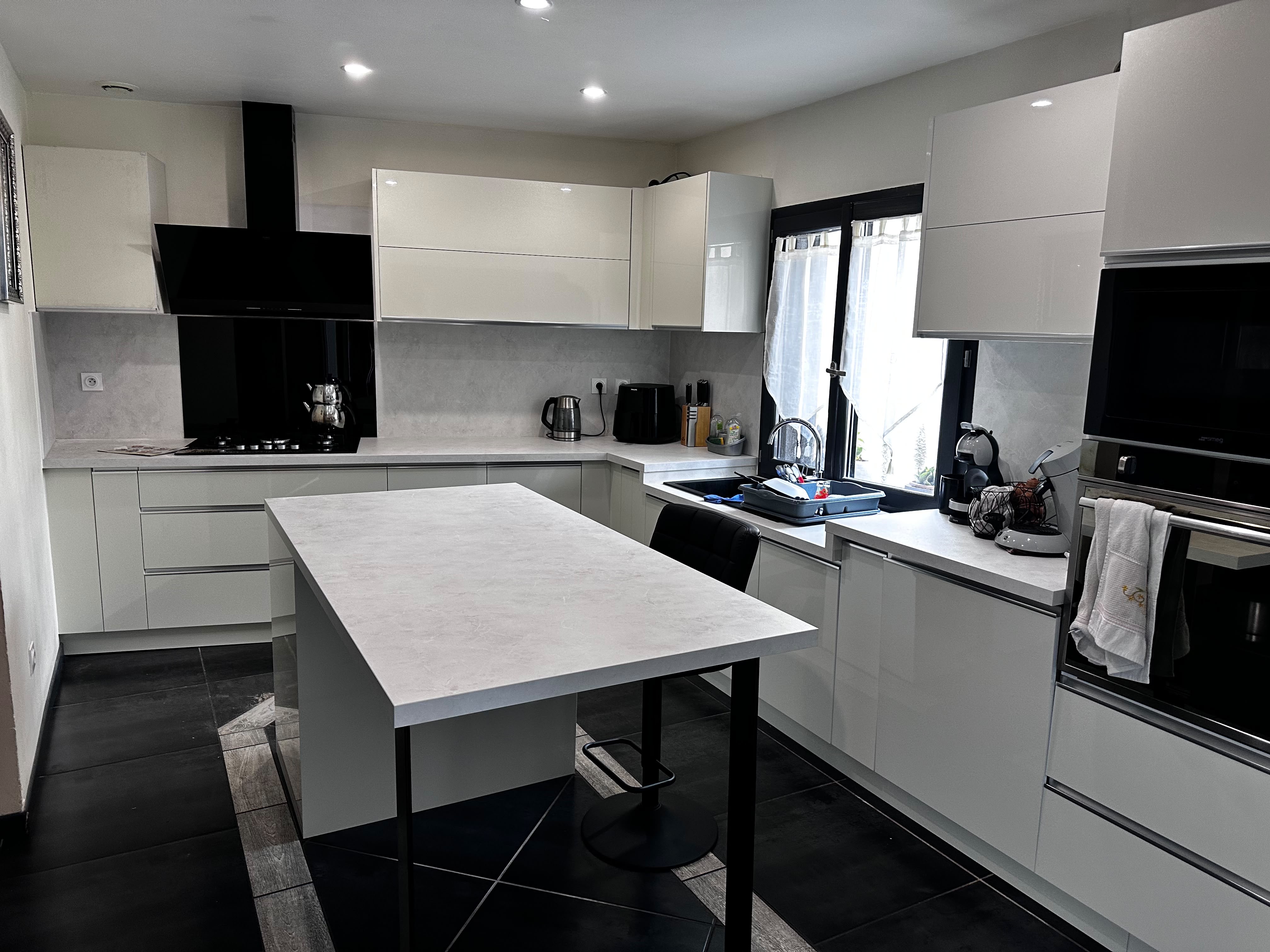 Projet cuisine sur mesure menuiserie ELEGANCE Saint Cyprien